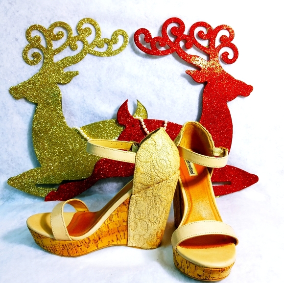Laced Wedge Sandals - Picture 1 of 4